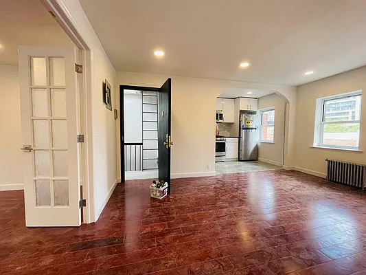 Rented by Real Street Inc | media 2