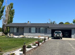 151 Clemans View Rd #3, Selah, WA 98942