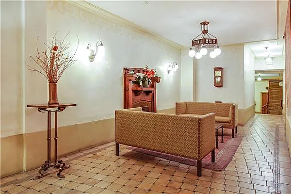 Sold by Weichert Manhattan Midtown | media 4