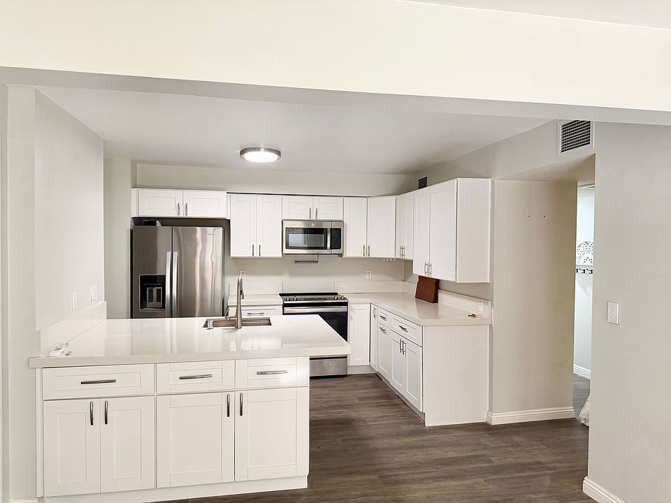 1st image of 4012 Valeta St Unit 292