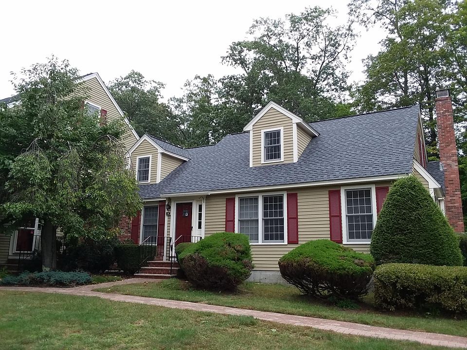 1st image of 4 Seaver Brook Ln #4