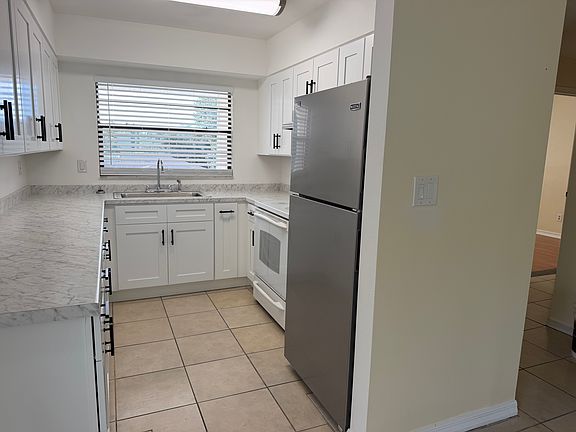3rd image of 230 Ridgecrest Loop APT C
