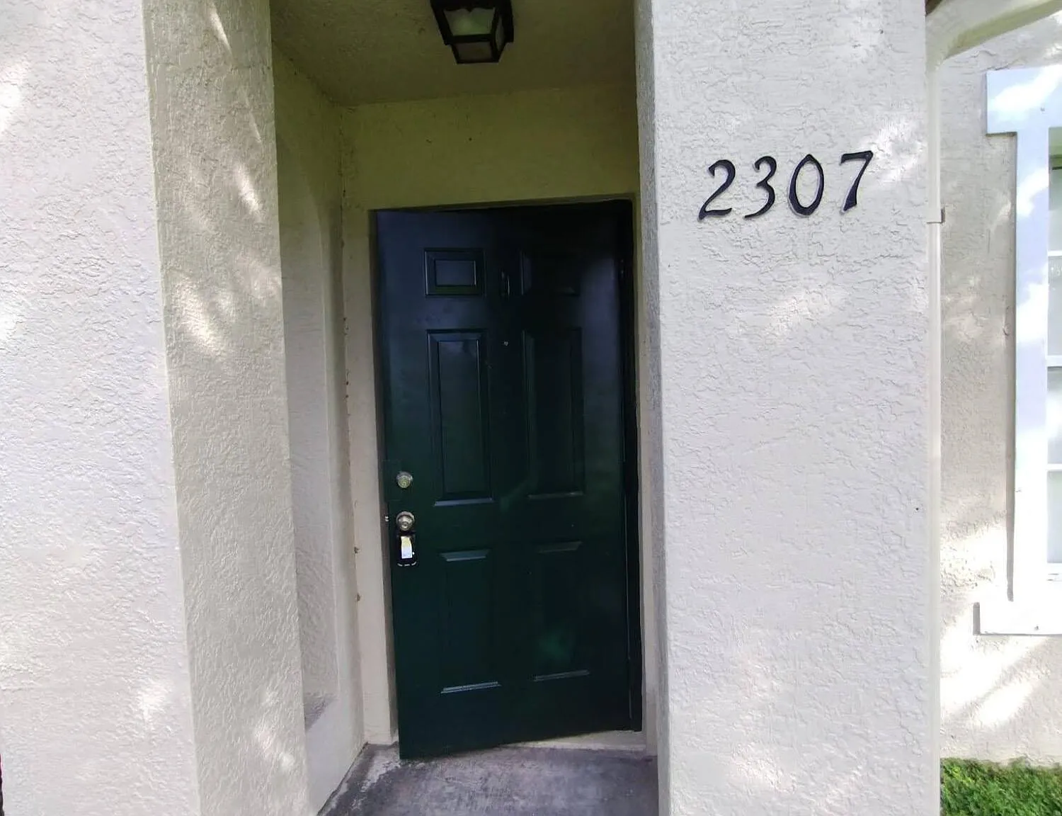 3 bed, 2.0 bath, 1553 sqft, $2,450 — Photo 1