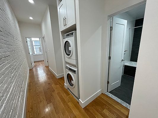 4th image of 2067 Adam C Powell Blvd #4C