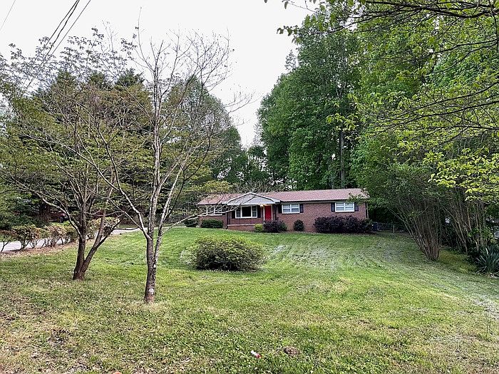1st image of 4013 Woodside Dr
