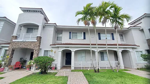 8222 SW 27th St Photo 1