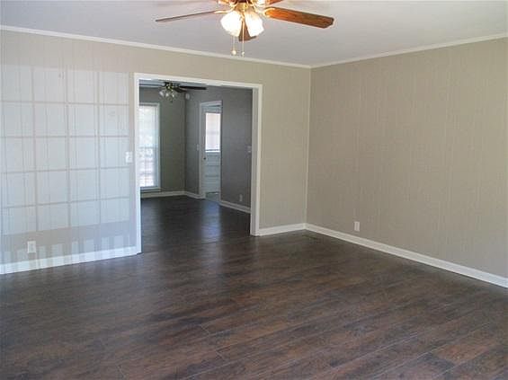 4th image of 420 King Dr