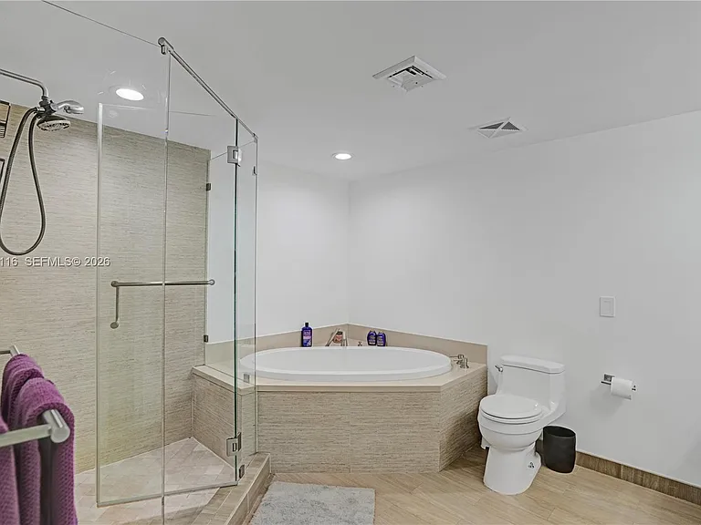 7930 East Dr #1808 — Photo 19