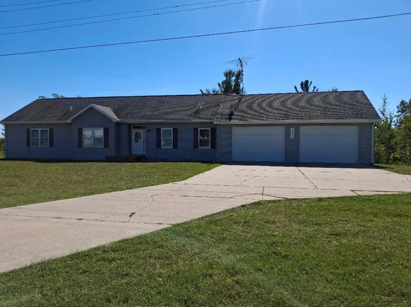 9037 23 Mile Rd, Evart, MI 49631