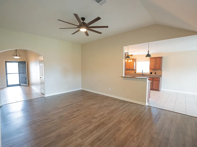 3108 Overstreet Ln — Photo 9