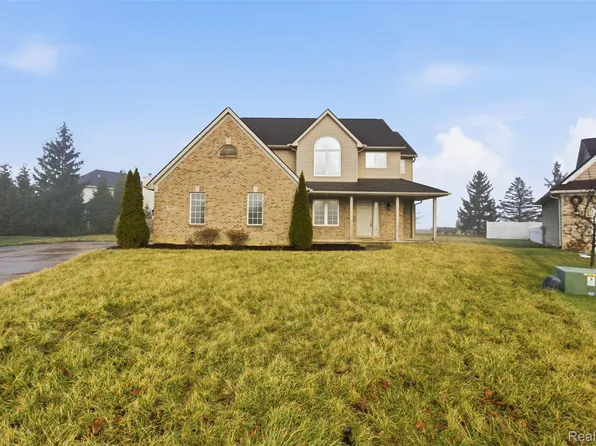 7767 W Branch Ct, Ypsilanti, MI 48197