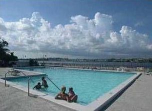 2nd image of 1351 NE Miami Gardens Dr APT 1526