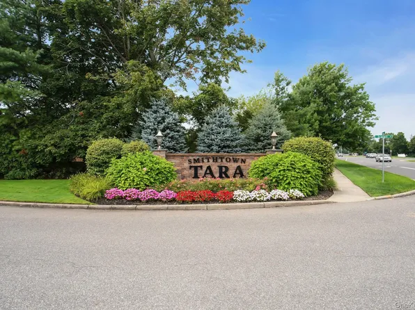 121 Scarlett Drive, Commack, NY 11725