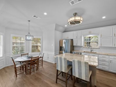 9100 Meandering Dr, Fort Worth, TX, 76182
