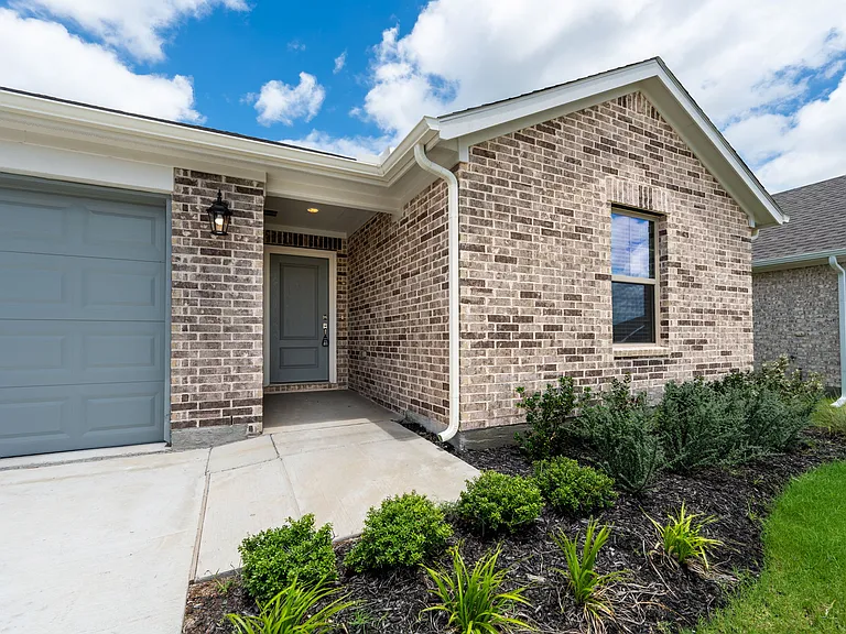 3745 Prairie Chapel Rd — Photo 3
