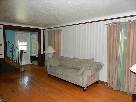 4th image of 17816 Sedalia Ave