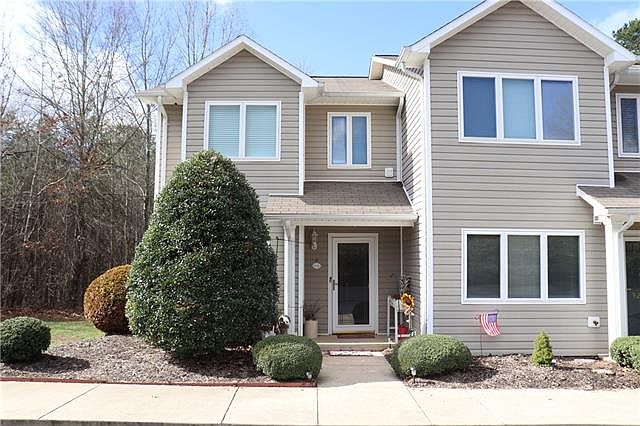 1st image of 3249 White Oak Ct