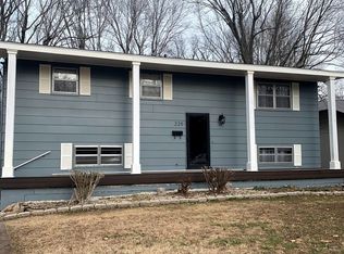 225 E Berkeley St, Springfield, MO 65807