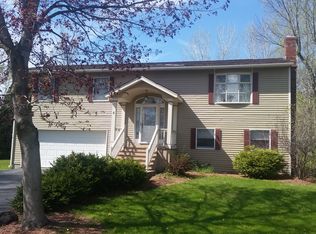 4 Spring Cir, Plattsburgh, NY 12901