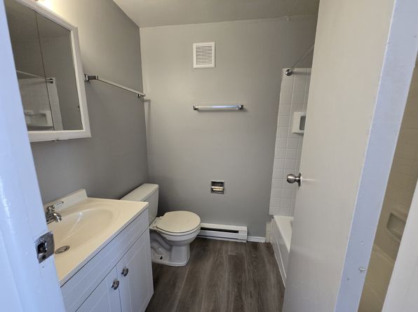 474 W 14th Pl #1