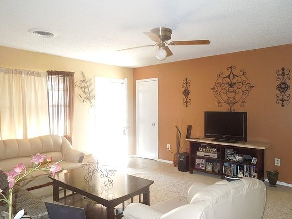 4th image of 4801 NW Cheryl Blvd