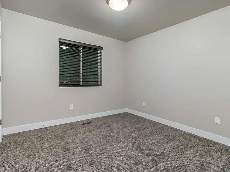 1511 W Pyrite Ln #B — Photo 5