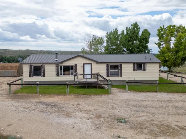3906 Lane 31, Shell, WY 82441