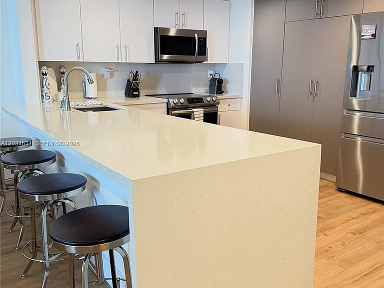 1925 Brickell Ave #2011 — Photo 10