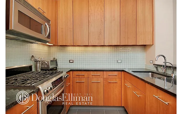 Rented by Douglas Elliman | media 3
