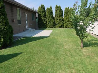 1494 Copper Loop, East Wenatchee, WA 98802