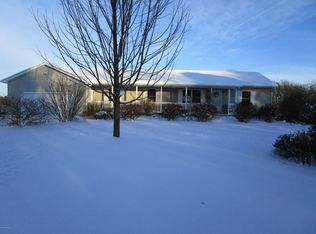 51465 Parkville Rd, Three Rivers, MI 49093