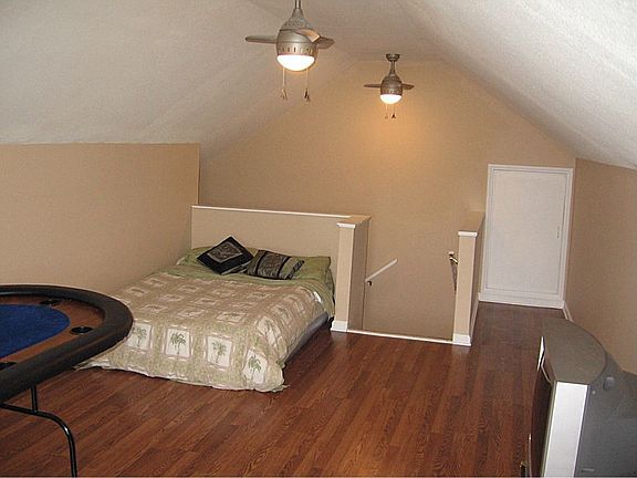 Finished Bonus Room makes a great guest area!
