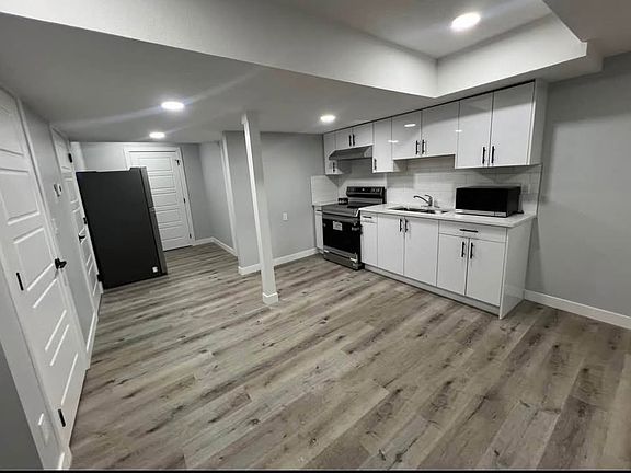 2nd image of 3316 160th St SW