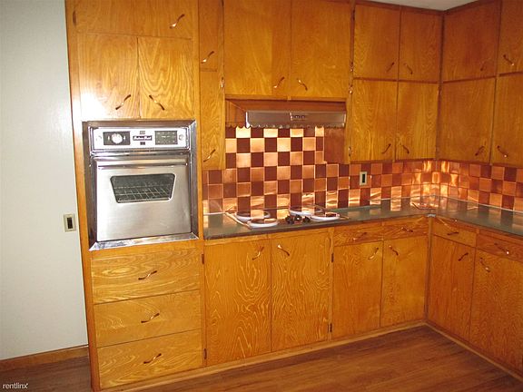 5. 1210 W 1st, Kitchen (1)