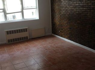4041 75th St, Elmhurst, NY 11373