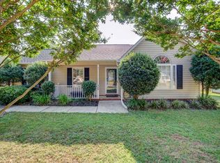 808 Thistle Ct, Boiling Springs, SC 29316