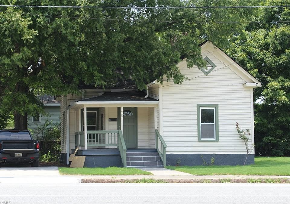 1st image of 907 N Church St