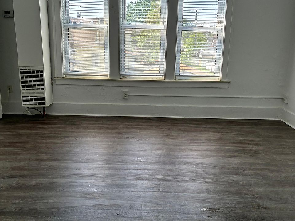 1st image of 1776 2nd St #4