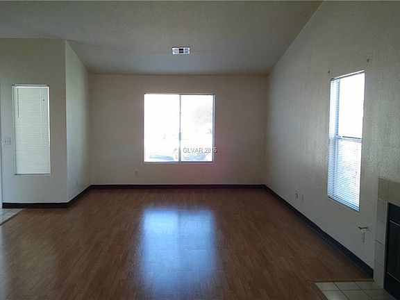 5th image of 802 Mesa Pine Ct #0