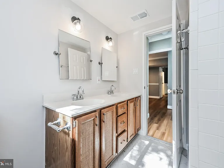 2700 Dartmouth Rd #1 — Photo 22