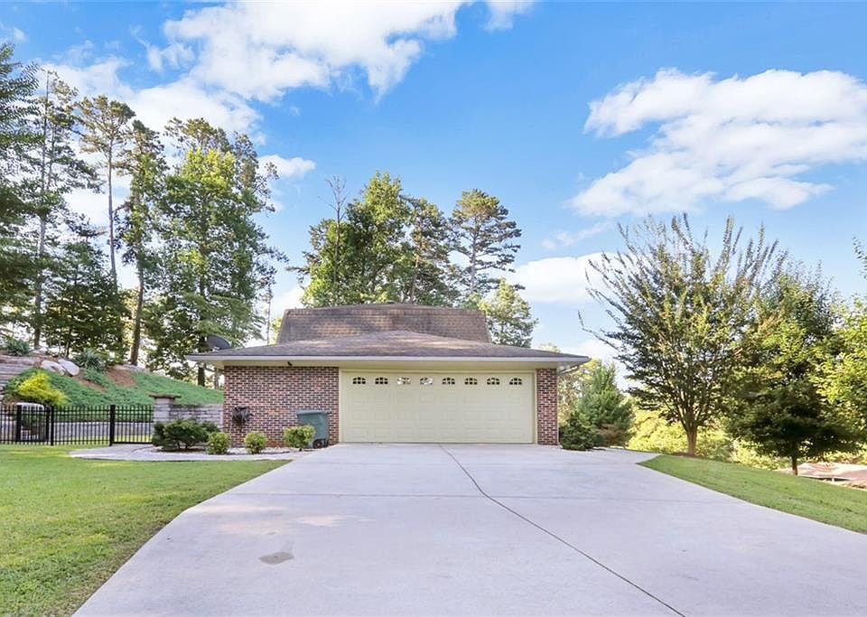 108 Waterford Dr, Seneca, SC 29672 MLS 20264488 Zillow