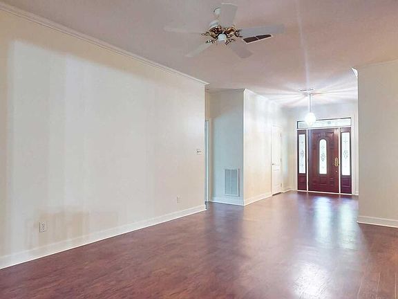 3rd image of 1409 Gordon Ave