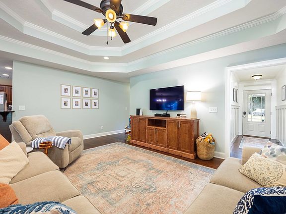 4th image of 361 Lee Road 2145