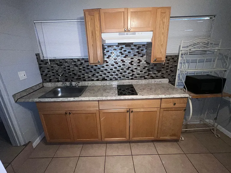 8362 Cristobal Cir #B — Photo 3