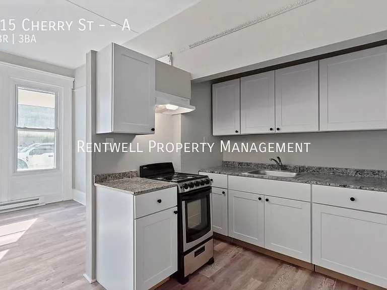 515 Cherry St #A — Photo 4