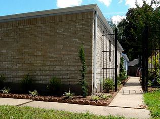 8903 Ketchwood Dr, Houston, TX 77099