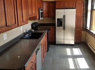 485 Locust St, Dubuque, IA 52001