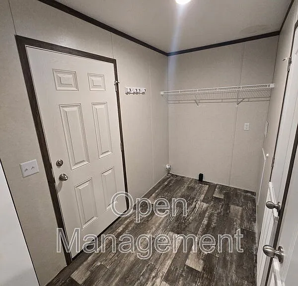 511 E 1st St #70 — Photo 16
