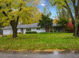 52896 Highland Dr, South Bend, IN