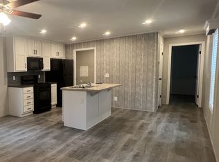 2394 E Birch Dr #108, Kawkawlin, MI 48631